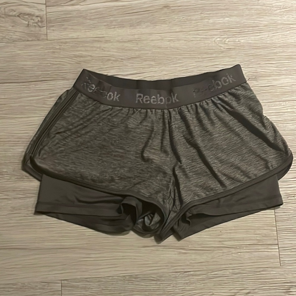Gray shorts - Reebok - Sm